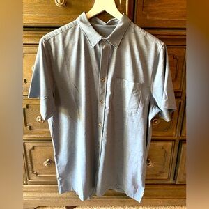 Vuori Large button down short sleeve. Too small and only worn once